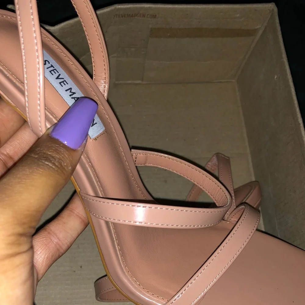 Steve Madden Grade in Dark Blush Patent - Picture 8 of 8